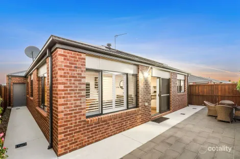 Property photo of 13 Gymea Street Mount Duneed VIC 3217