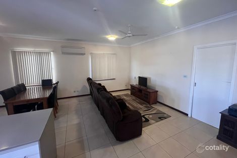 Property photo of 11 Jaaga Cove Brockman WA 6701