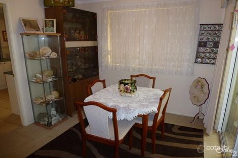 Property photo of 66 Flamingo Drive Cameron Park NSW 2285
