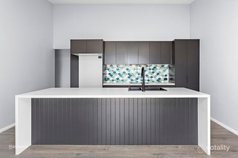 Property photo of 19 McLeod Place Horsley NSW 2530