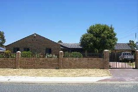 2 Hibiscus Dr, Forrestfield, WA 6058