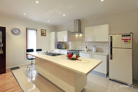 Property photo of 24 Farmhouse Boulevard Epping VIC 3076