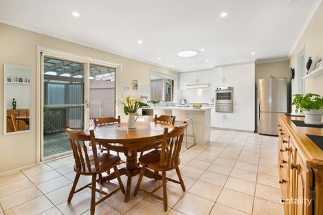 Property photo of 10 Fraser Court Cranbourne North VIC 3977