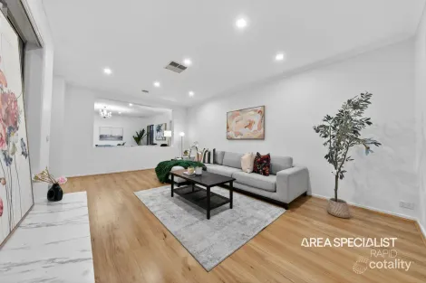 Property photo of 8 Damper Way Lynbrook VIC 3975
