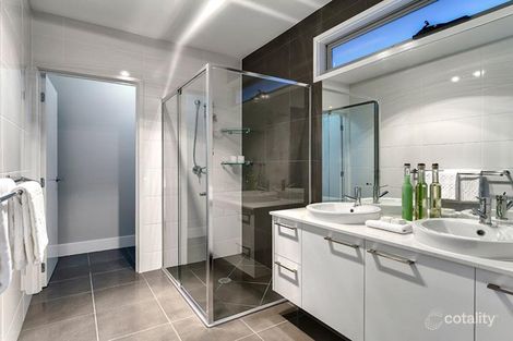 Property photo of 156 Pfingst Road Wavell Heights QLD 4012