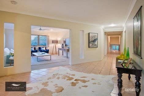 Property photo of 5 Bluebell Place Brookwater QLD 4300