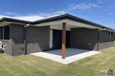 Property photo of 86 Frederick Circuit Eli Waters QLD 4655