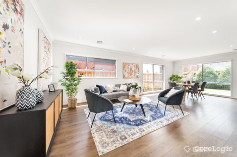 Property photo of 96 Bensonhurst Parade Point Cook VIC 3030