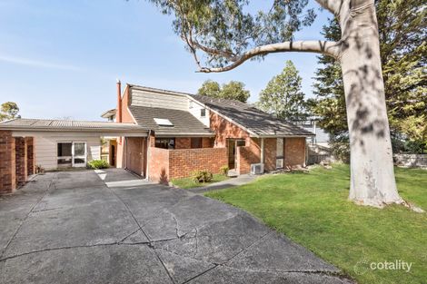 24 HOMESTEAD DR, WHEELERS HILL, VIC 3150