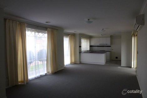 Property photo of 1 Fiona Court Werribee VIC 3030