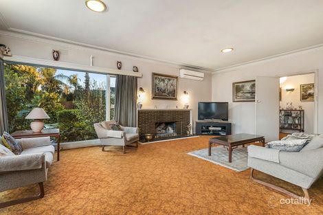 Property photo of 18 McArthur Road Ivanhoe East VIC 3079
