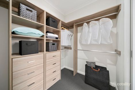 Property photo of 28 Murphy Street Clyde North VIC 3978