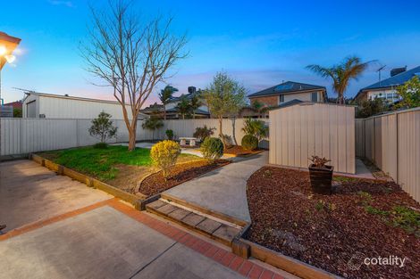 Property photo of 34 The Circuit Pakenham VIC 3810