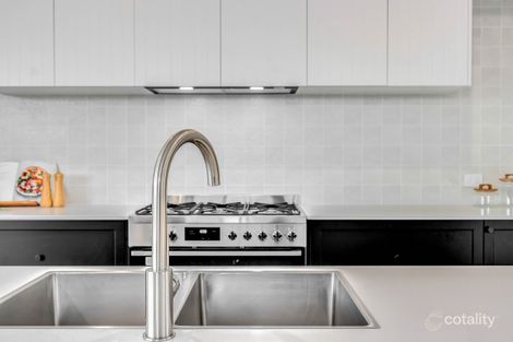 Property photo of 37 Palk Place Spring Mountain QLD 4300