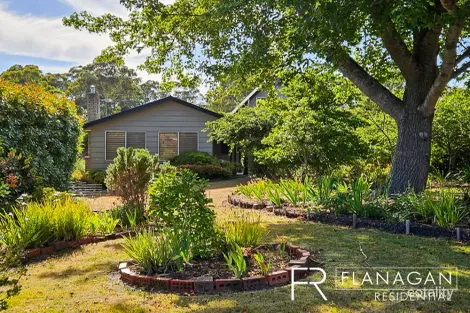 414 GRAVELLY BEACH RD, GRAVELLY BEACH, TAS 7276