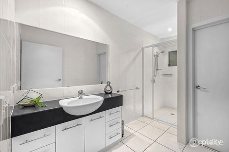 Property photo of 128 Ernest Street Manly QLD 4179