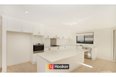 Property photo of 22 Overall Avenue Casey ACT 2913