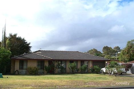 4 Bohemia Pl, Noranda, WA 6062