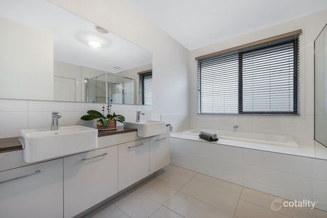 55 Salisbury Rd, Ashwood, VIC 3147