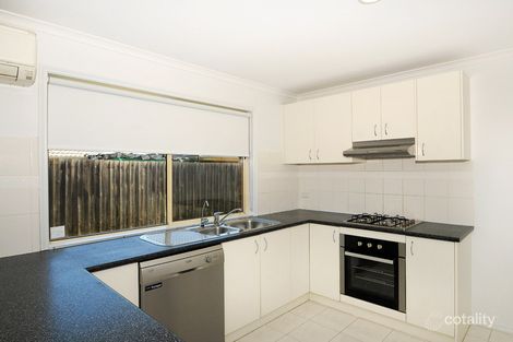 Property photo of 10 Coco Parade Skye VIC 3977