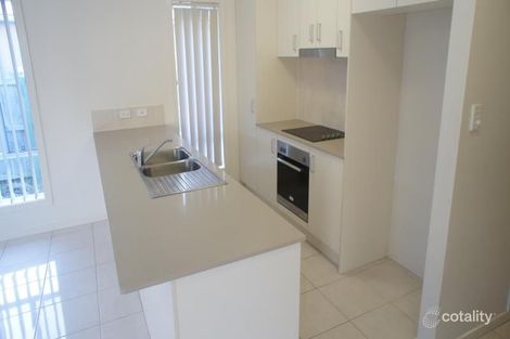 Property photo of 36 Azure Way Hope Island QLD 4212