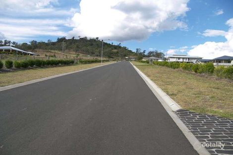 Property photo of 8 Thyme Court Preston QLD 4352