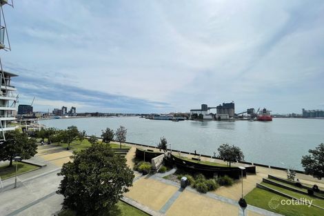 Property photo of 301/17 Honeysuckle Drive Newcastle NSW 2300