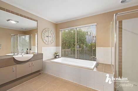 Property photo of 8 Classic Drive Mooroolbark VIC 3138