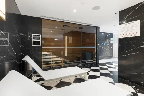 Property photo of 306/8 Bowen Crescent Melbourne VIC 3004