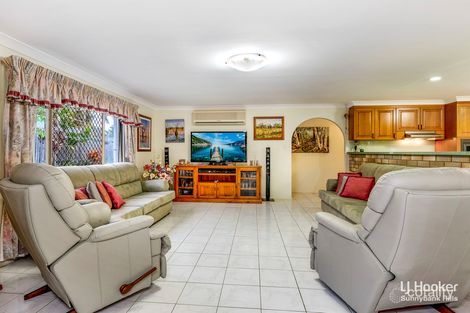 Property photo of 11 Orania Crescent Calamvale QLD 4116