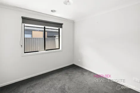 Property photo of 69 Abbeygate Drive Werribee VIC 3030