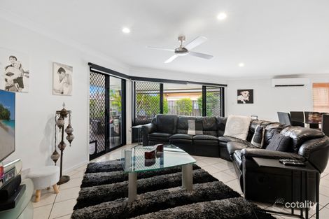 Property photo of 2 Rhiannon Drive Ashmore QLD 4214