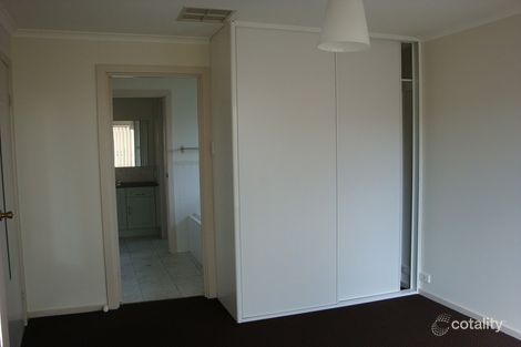 Property photo of 32 South Avenue Northfield SA 5085