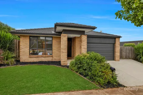 Property photo of 37 Timbertop Crescent Drouin VIC 3818