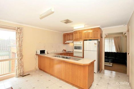 Property photo of 1 Varga Close Mill Park VIC 3082