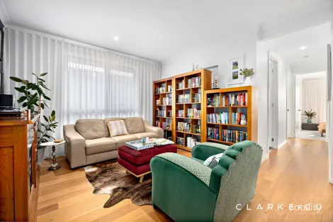 Property photo of 8 Tramea Way Chisholm NSW 2322