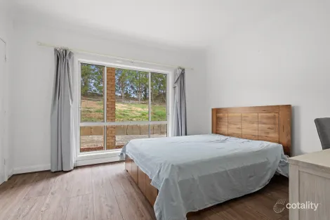 Property photo of 17A Meadow Road Springfield NSW 2250