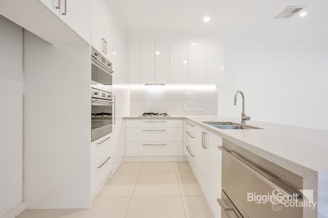 Property photo of 57 Australis Circuit Port Melbourne VIC 3207