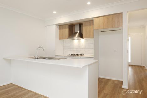 Property photo of 13 Nordap Walk Wyndham Vale VIC 3024