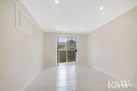 Property photo of 13 Cumbernauld Crescent Dharruk NSW 2770