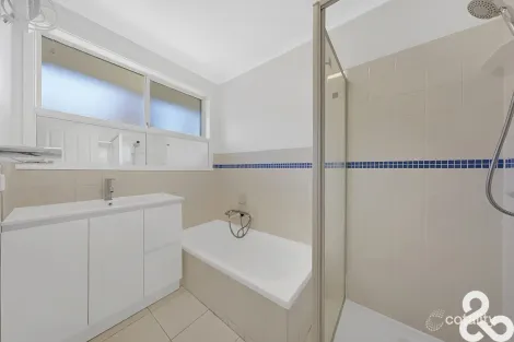 Property photo of 14 Meldrum Avenue Mill Park VIC 3082