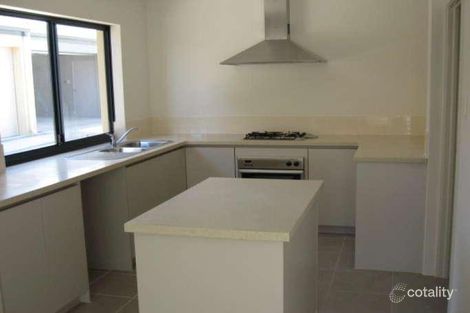 2/137 View Tce, Bicton, WA 6157