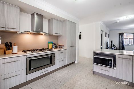 Property photo of 12 Princeton Place Cranbourne West VIC 3977