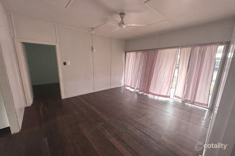 Property photo of 175 Brisbane Road Booval QLD 4304