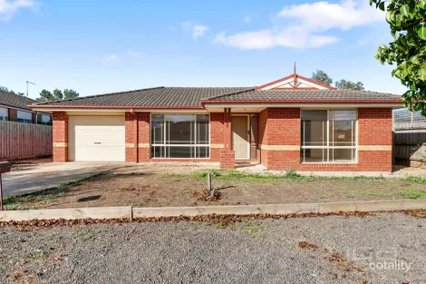 20 Staton Cres, Melton West, VIC 3337