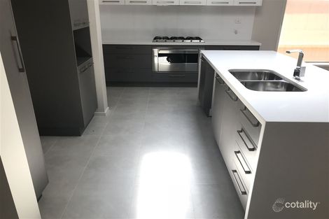 Property photo of 6 Benedore Way Cranbourne North VIC 3977