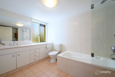 Property photo of 6/28 Cronin Avenue Main Beach QLD 4217