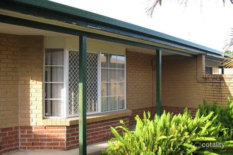 1 Kenny Dr, Labrador, QLD 4215