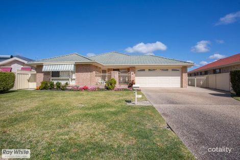 8 Serrata Ct, Tuncurry, NSW 2428