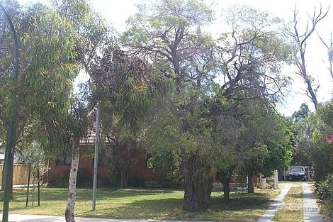 215 Coode St, Como, WA 6152